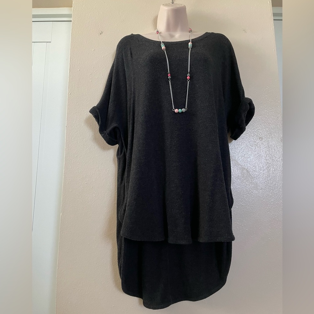 Matty M Charcoal top